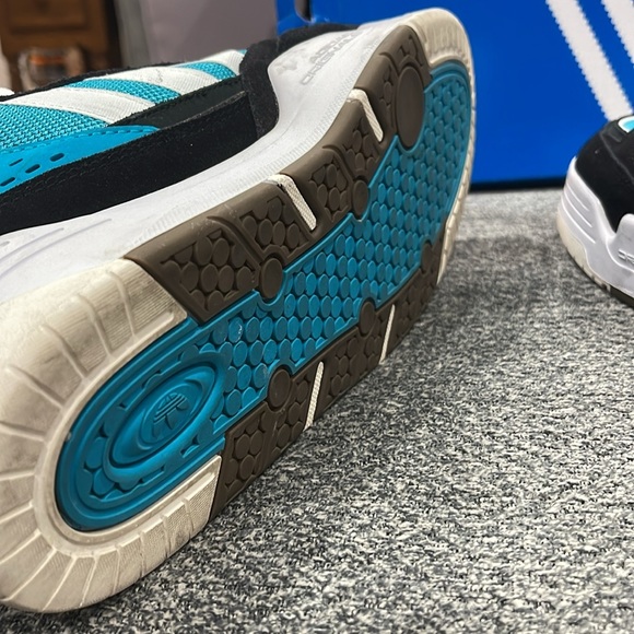 Adidas Sneakers - Picture 5 of 7